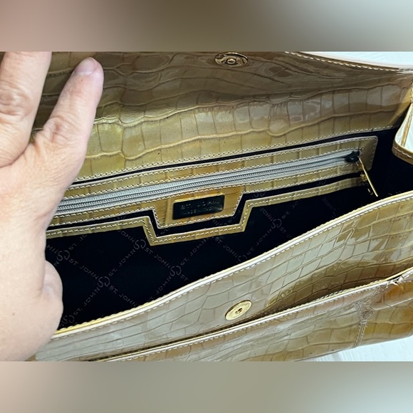 St. John - vintage RARE” Croc chartreuse resort tote - Picture 4 of 4